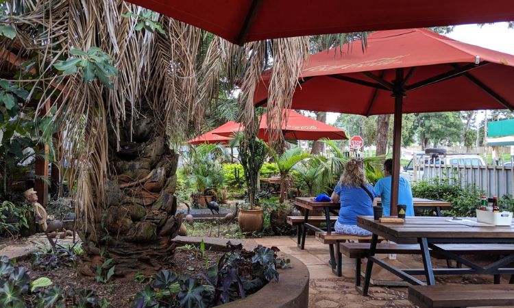 Cheap Hangout Places in Jinja