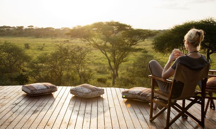 Are Uganda safaris suitable for solo travelers